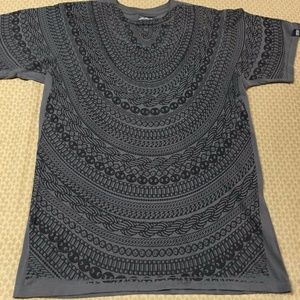 Unified Division Chains Graphic T-Shirt Medium